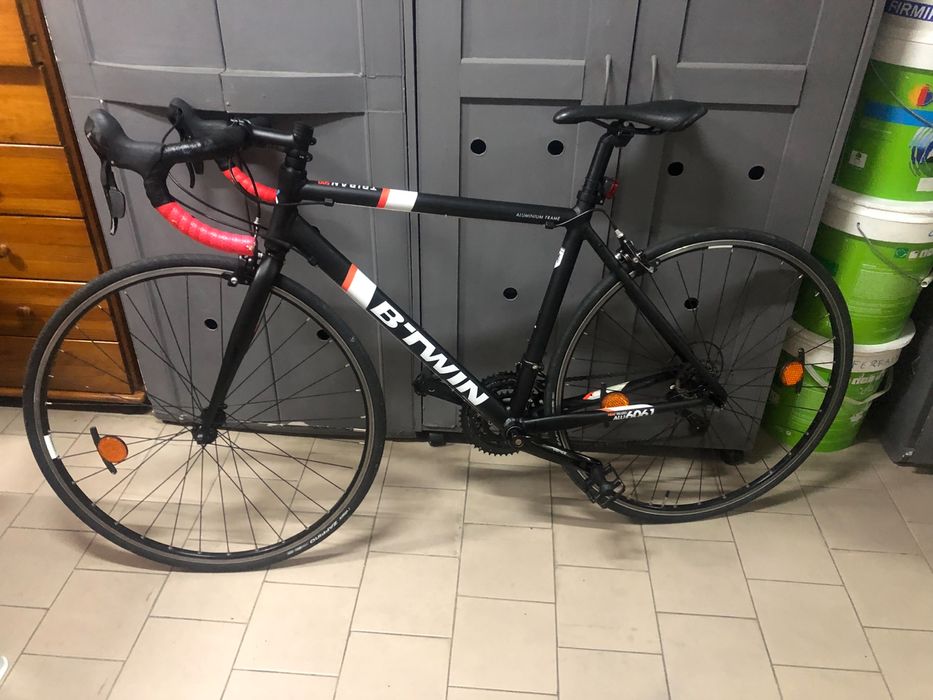 Bicicleta de corrida ( estrada)  como nova