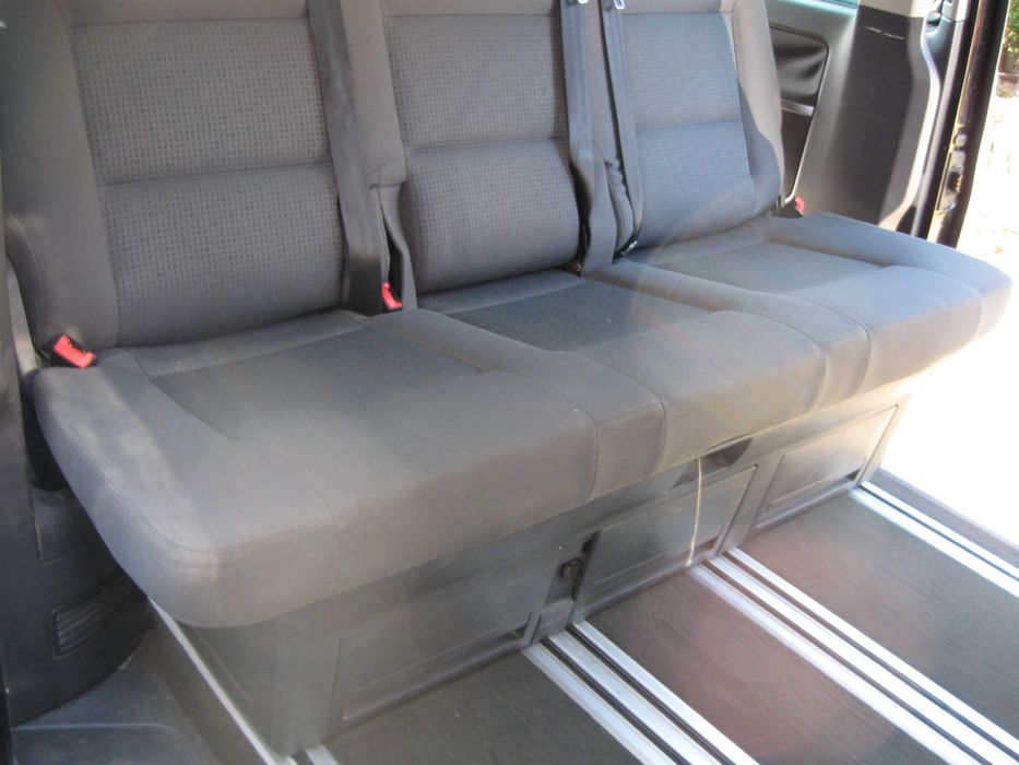 vw volkswagen transporter t5 multivan siedzenie łóżko