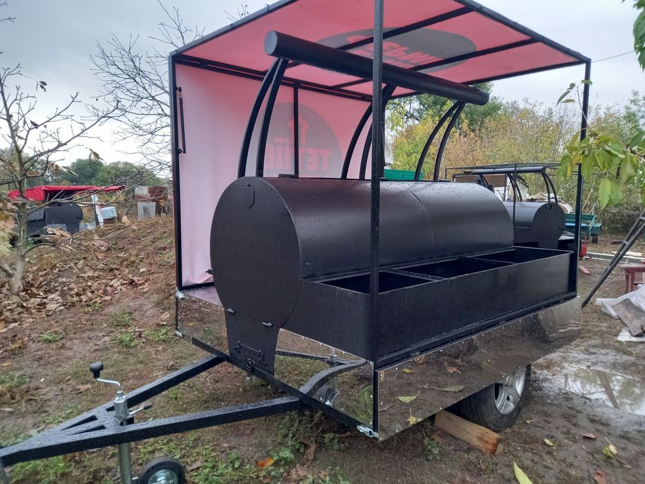 BBQ Барбекю Бочки на причіпі