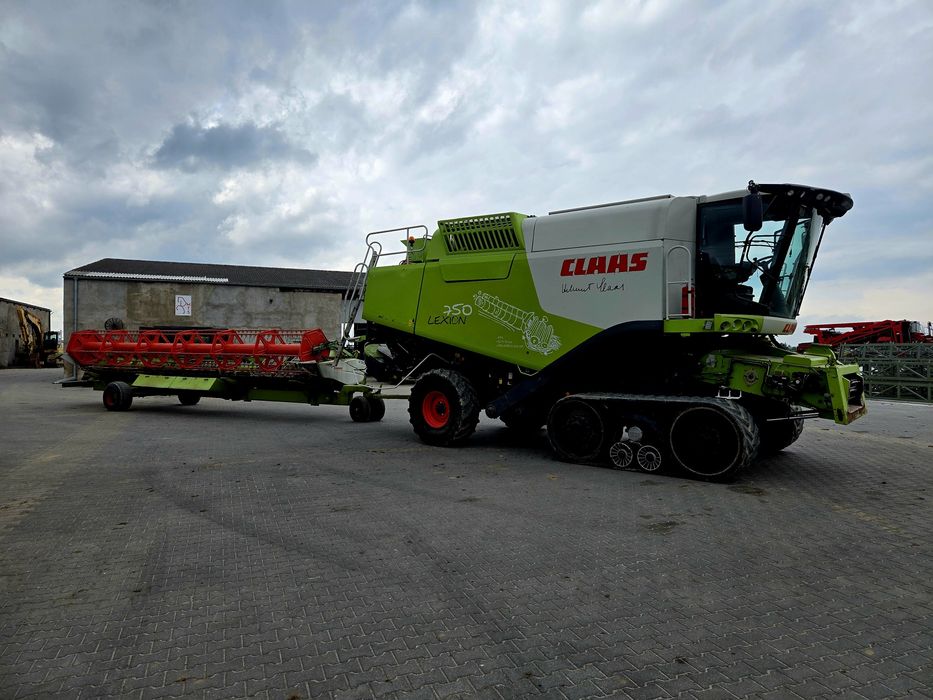 Claas Lexion 750 TT Limitowany Helmut Claas  + Przystawka
