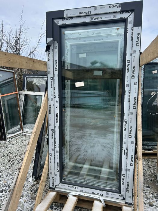 Drzwi zewnętrzne PCV 100x 210  antracyt.orzech i złoty dąb trzyszybowe