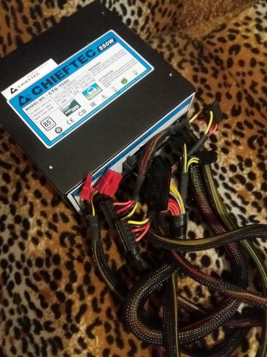 Блок питания Chieftec CTG-550C