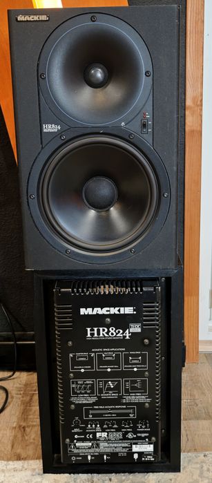 Mackie HR824 originais de 1997 (Mk1 "Made in USA")