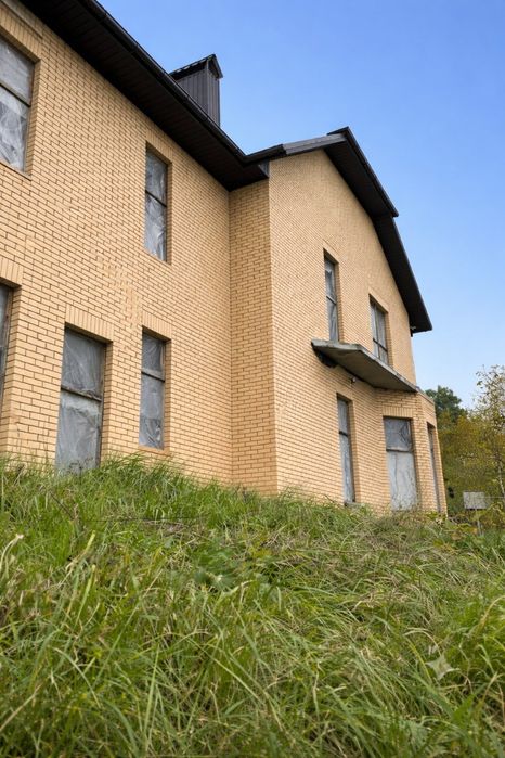 Терміново продаж 2 поверхового будинку з ділянкою на 22 сотки 350 м2