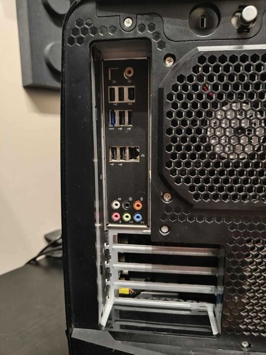 Retro komputer gamingowy Alienware Aurora R1 GTX 680 SLI + i7 950