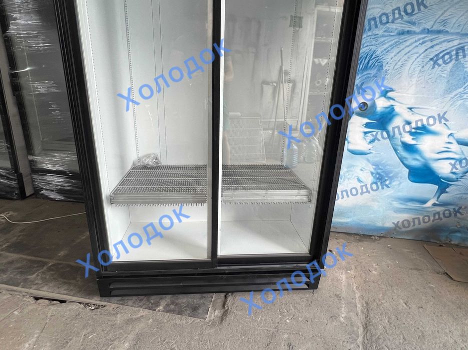 Холодильный торговый шкаф витрина Торговое ОБОРУДОВАНИЕ
