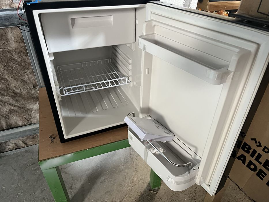 Frigorifico dometic 12v e 24v e 220v