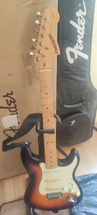 Gitara  Starcaster by FENDER strat