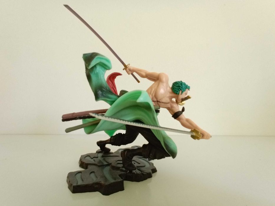 Ronronoa Zoro Figure - One Piece