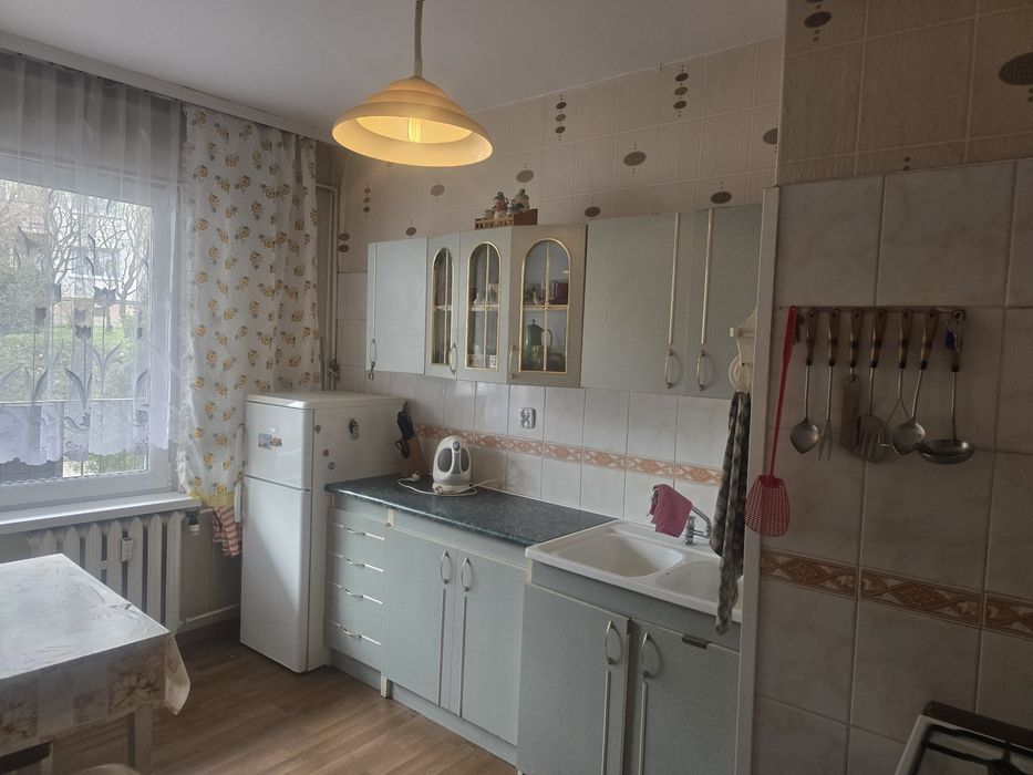 Mieszkanie Ruda Śląska Bykowina. Okazja-wolne od zaraz, parter, balkon, z wyposażeniem w cenie. Ostatnie dni niższej ceny. Zadzwoń po szczegóły. - Widok 3