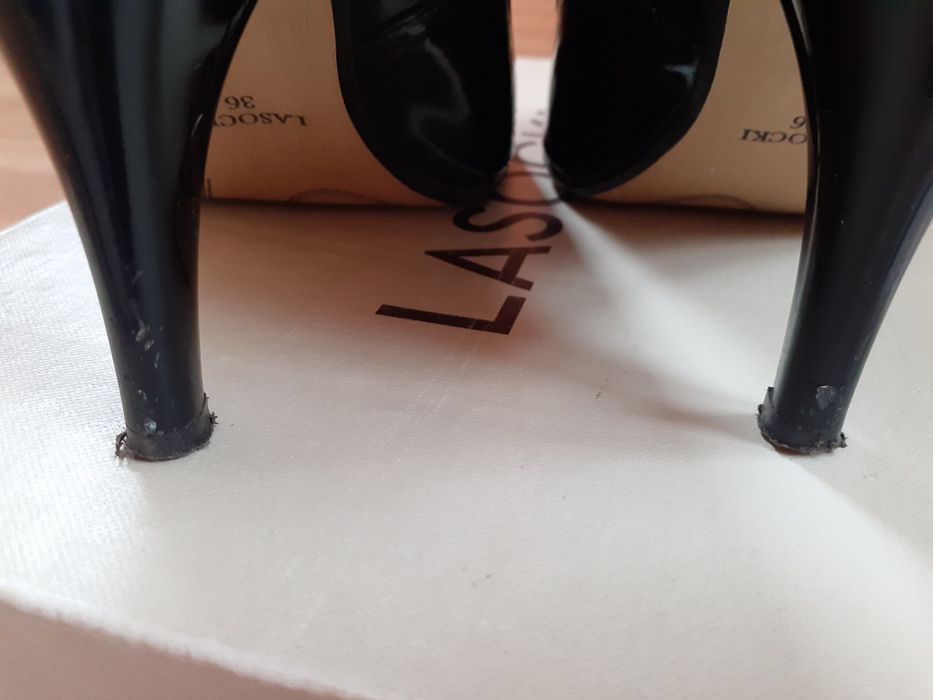 Czarne szpilki Lasocki rozm.36