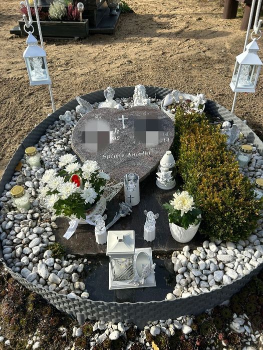 Sprzedam pomnik dziecięcy