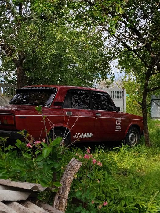 Продам автомобіль Ваз 2105