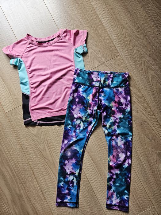 Strój sportowy - koszulka + legginsy 110-116