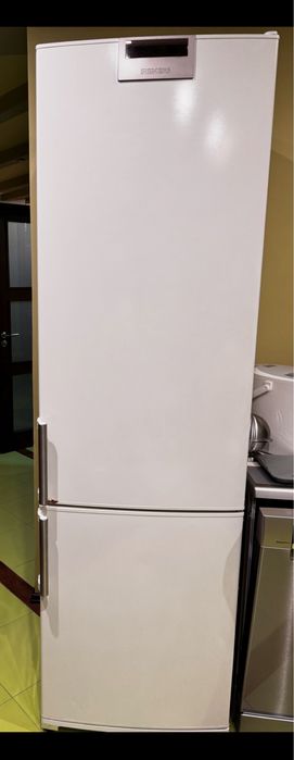 Продам холодильник Siemens (Германия).