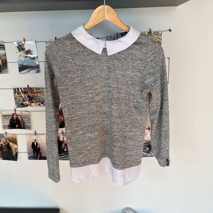 sweter szary z kołnierzem