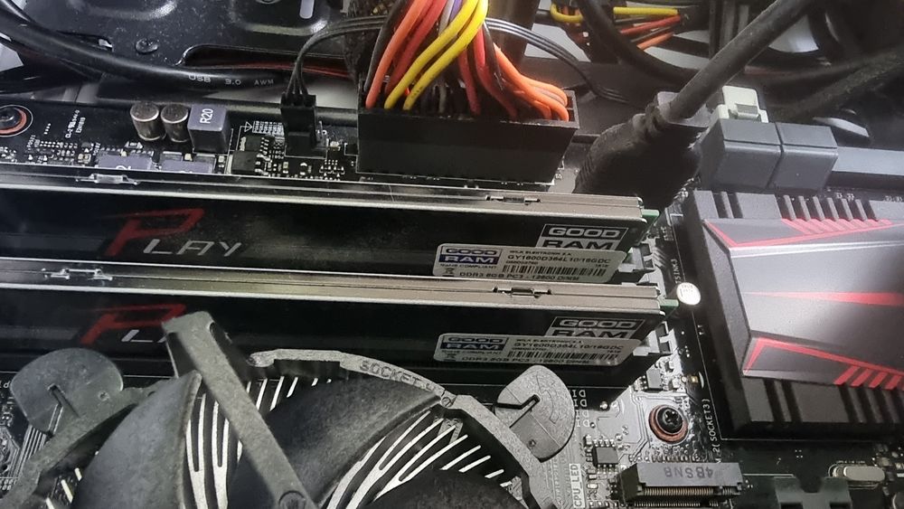 Переріс настільні комп'ютери