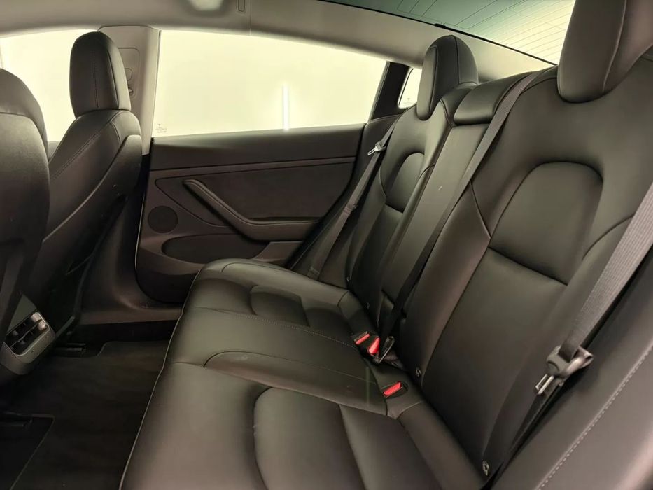 Tesla Model 3 Standard RWD