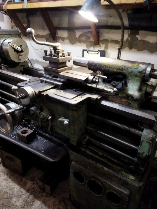 Токарний 1а616 стан в роботі