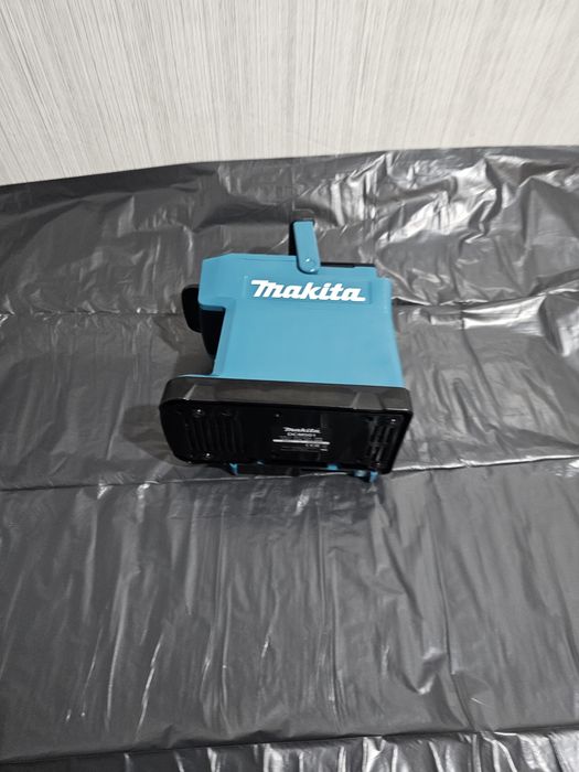Кавоварка Makita DCM501