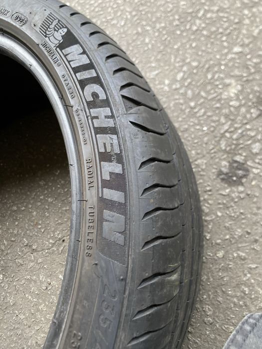 Pneus 235/40/19 Michelin Primacy 4 (SEMI-NOVOS