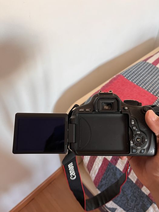 CANON EOS 600D *como nova