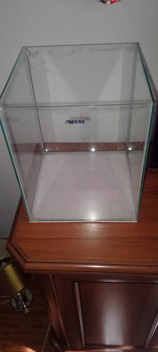 Akwarium kostka .