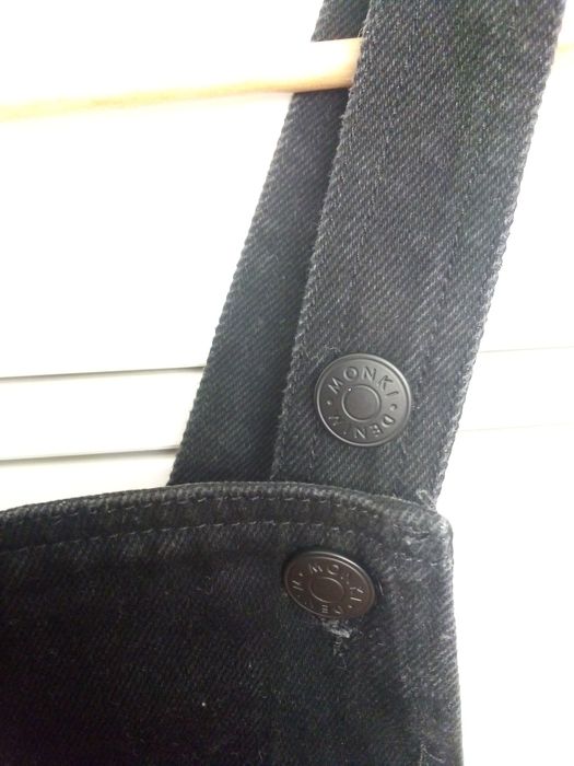 Spódniczka czarna na szelkach Monki, rozmiar 34