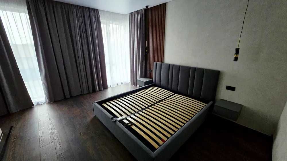 Вітаю. ГАЗ, ЦЕНТРАЛЬНІ КОМУНІКАЦІІ, будинок-дуплекс 125м2; Ліцей#1.