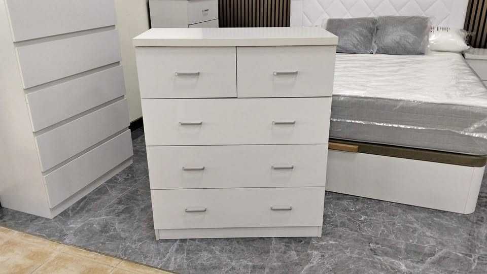 Cómoda nova 5 gavetas  envio gratis