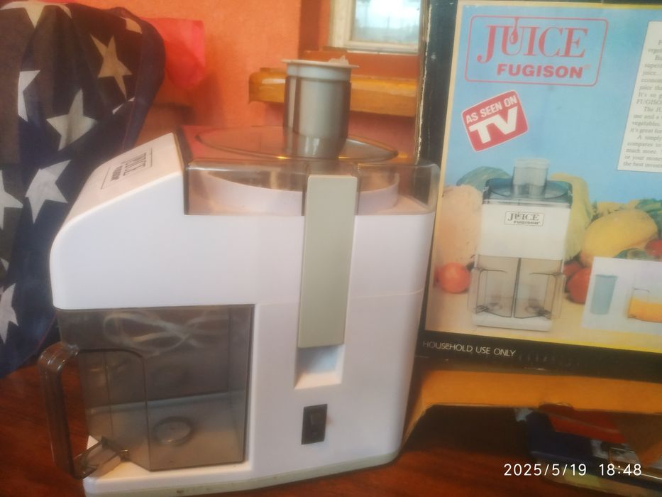 Новая электро соковыжималка