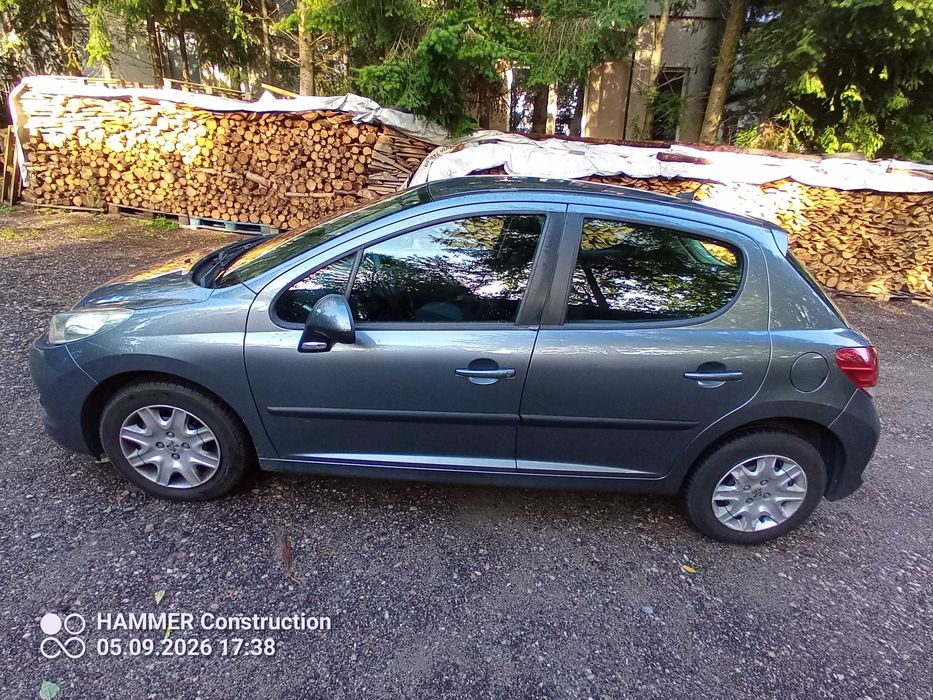 Peugeot 207 1.4 benzyna