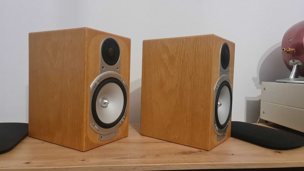 MONITOR AUDIO SILVER RS1 Kolumny Podstawkowe