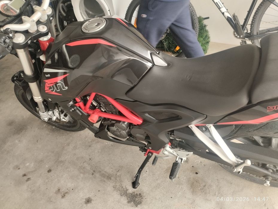 Moto Benelli 251