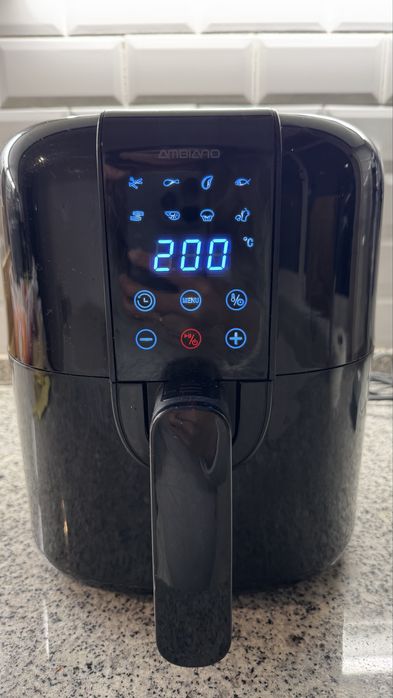Airfryer 2.6L Ambiano + Estante Parede IKEA