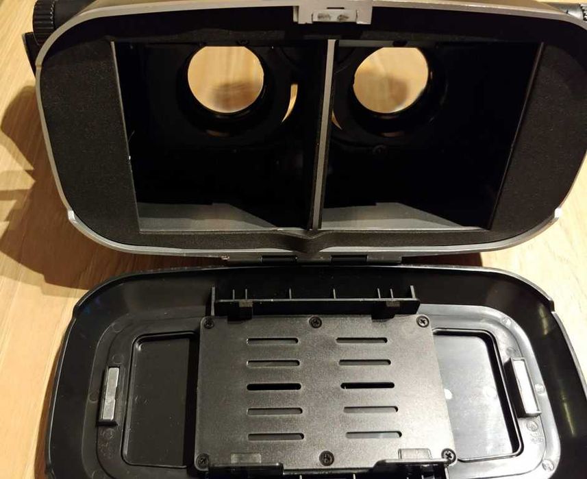 Gogle VR Media-Tech Matrix VR Pro - stan idealny.