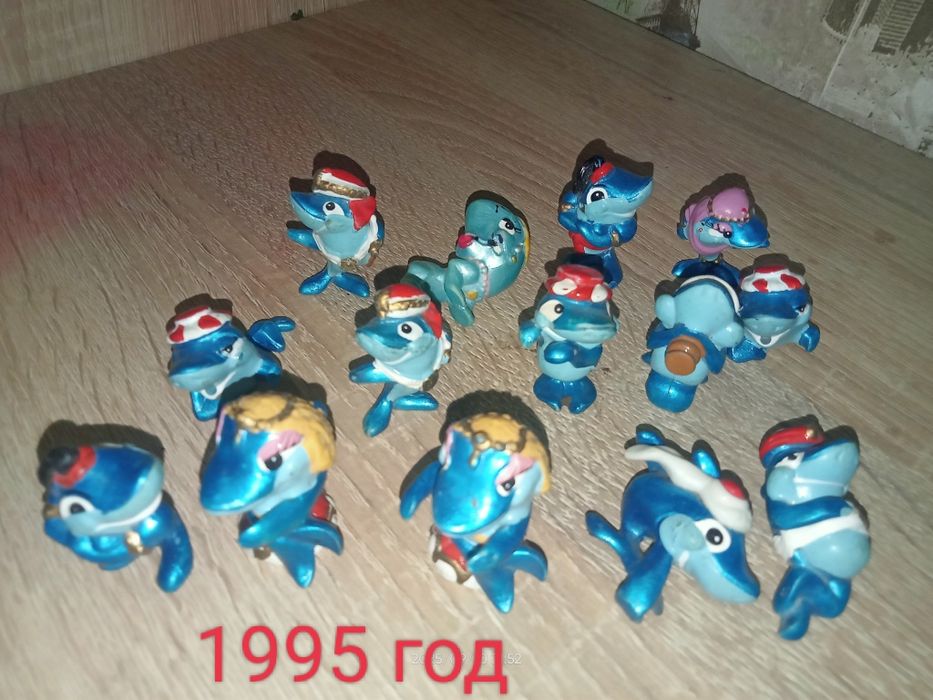 Ferrero Киндеры бегемотики, лягушки, слоники, пингвины, гномы из 90-х