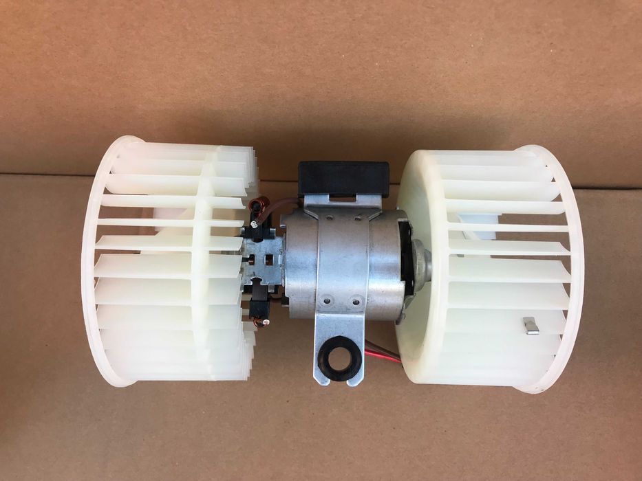 Моторчик печки BMW 5 E34 (88-95) 7 E32 (86-94) вентилятор