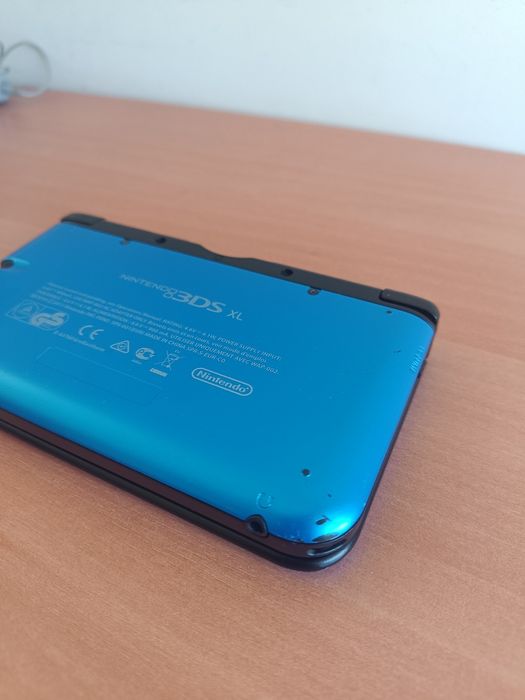 Nintendo 3ds XL Azul com 5 jogos