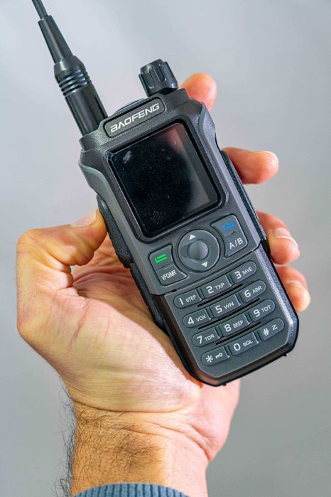 Radio amador tribanda! Baofeng UV-21 PRO, Novo.