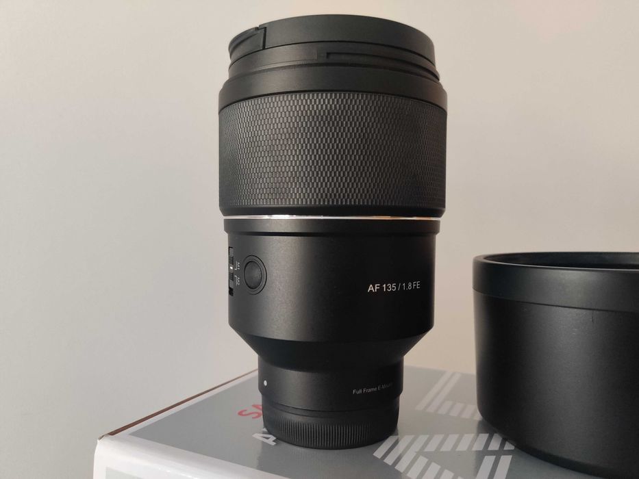 Samyang 135mm f/1.8 - Sony