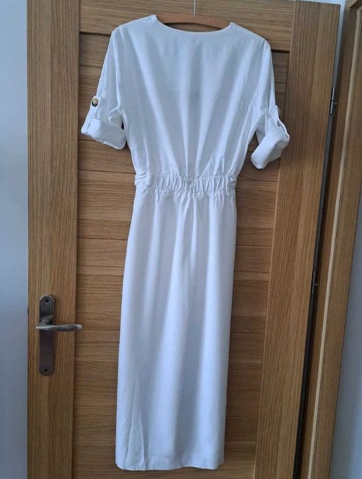 Zara biala midi sukienka
