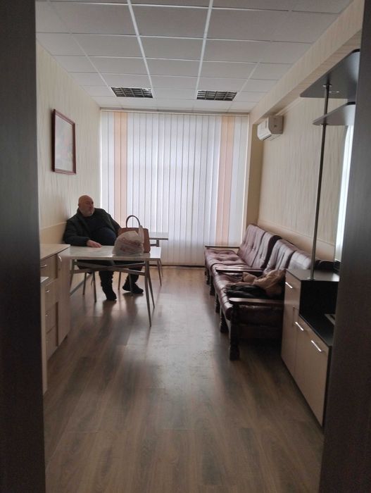 Сдам кабинет 3й этаж, Спейс холл, 15 м.квв