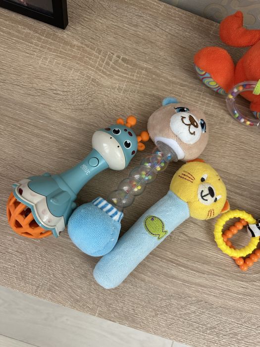 Іграшки для немовляти
