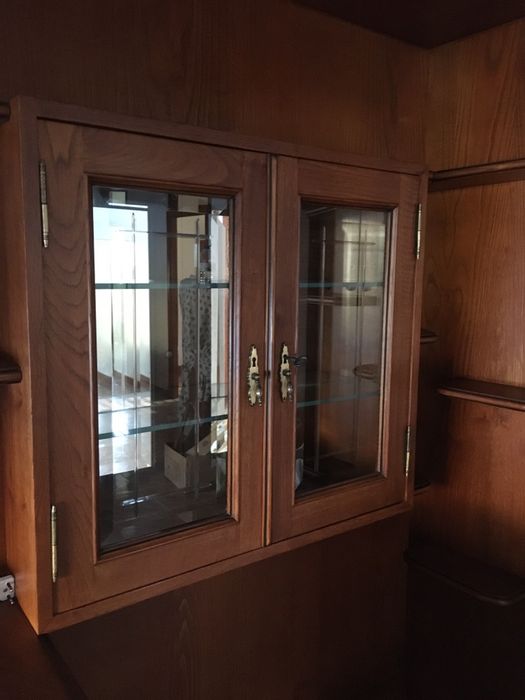 Bar em madeira como novo (vendo ou troco)