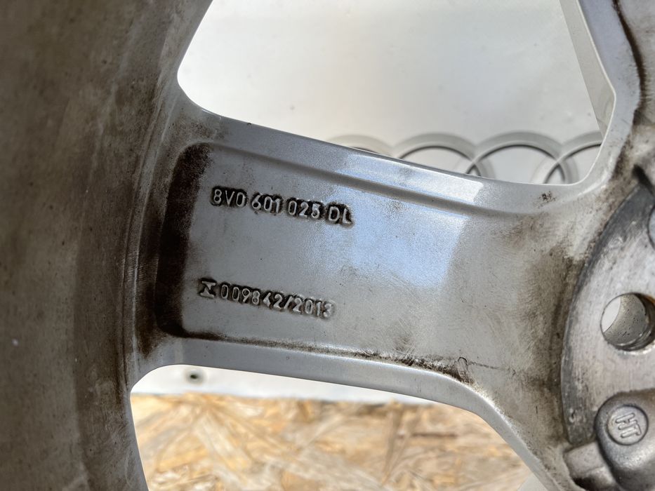 Audi A3 8V Диски Тинани 5/112  8,0J*18H2 ET46