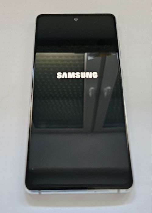 Samsung Galaxy S20 FE 128GB biały w świetnym stanie