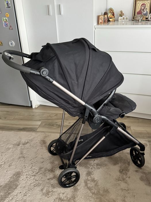 Carrinho de bebe. cybex melio com ovonho e adaptadores