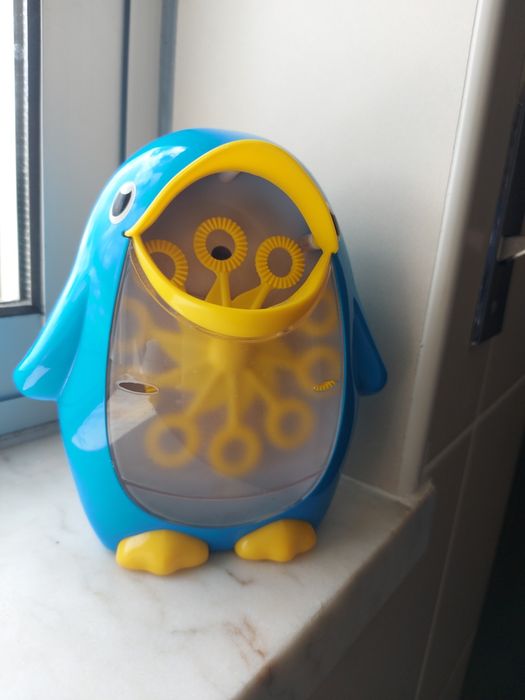 Pinguim Bolinhas de Sabão