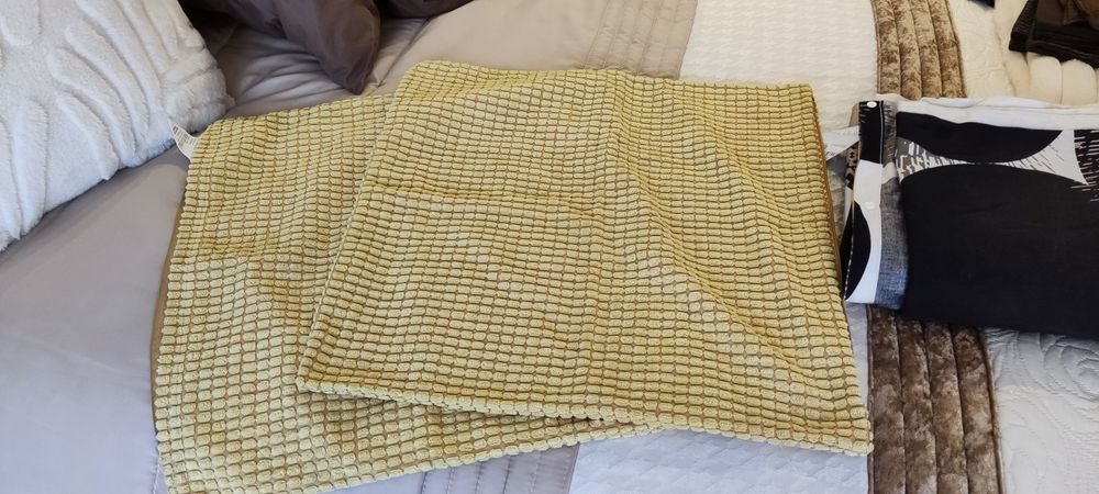 Conjunto de capas de almofadas decorativas Ikea Gullklock 50x50